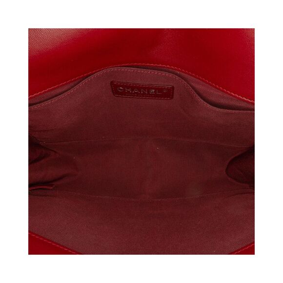 Pre Loved Chanel Medium Lambskin Boy Flap - Picture 4 of 7